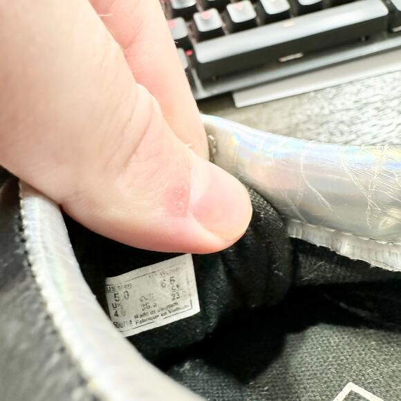 Vans Off the Wall Unisex Shoes Vintage Black On Black Leather 5/M 6.5/W - Picture 5 of 5